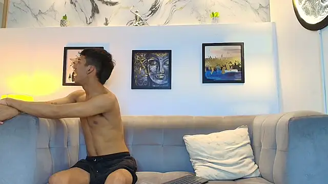 NAUGHTY BOYS1 online show from May 18, 7:20 pm