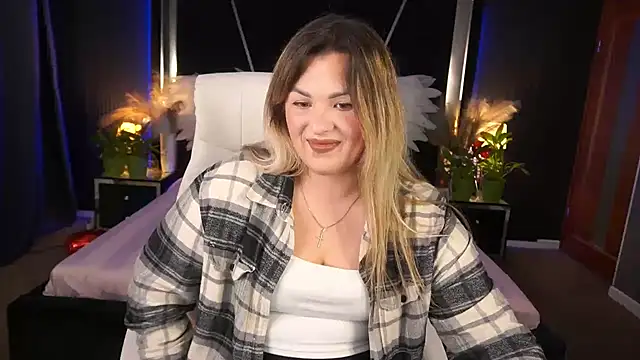 AlissyaGrayy online show from June 4, 6:56 pm