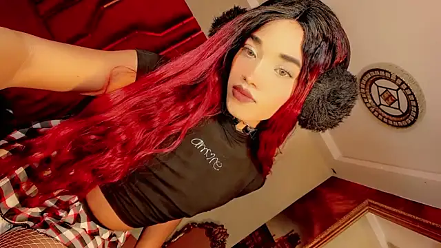 Paola Delfino online show from May 1, 9:34 am