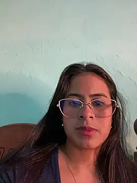 lucirganaxxx online show from June 24, 3:38 am