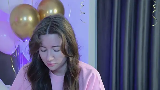 MeganStrane online show from May 24, 6:23 am