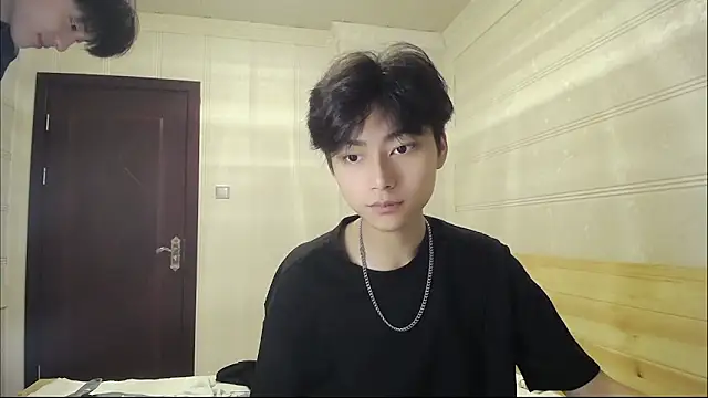 XX-XIUXIU online show from May 12, 1:40 pm