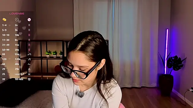 sofiacarnival online show from May 18, 4:24 pm