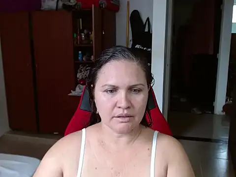 venecasexy45 online show from March 17, 8:13 pm