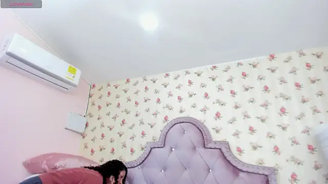 crystal watson0 online show from June 23, 1:53 pm