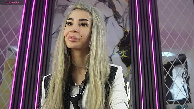 ZyraAngel online show from April 20, 2:09 pm