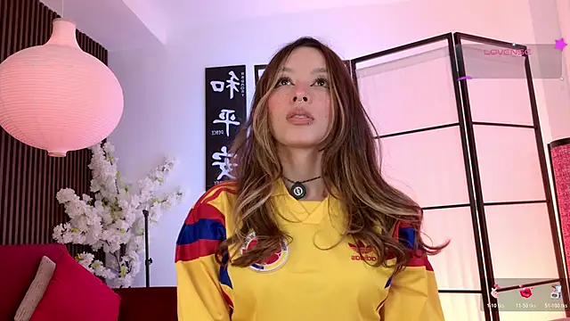 Elysia carter online show from June 28, 4:30 am