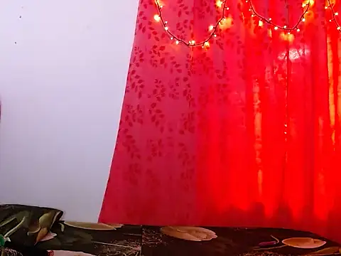 valeryhotbrown online show from March 25, 2:31 pm