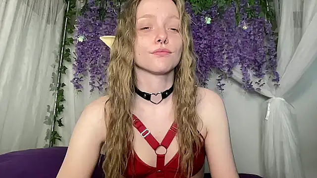 ElfGirlAna online show from June 25, 2:51 pm