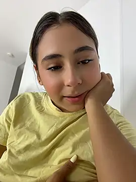 MelodyRey   online show from May 11, 1:51 am