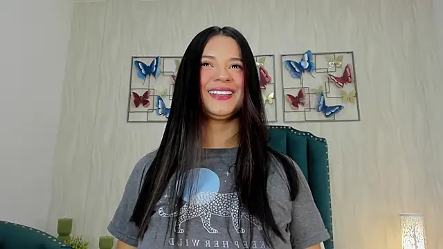 zoejenner  online show from August 9, 1:47 pm