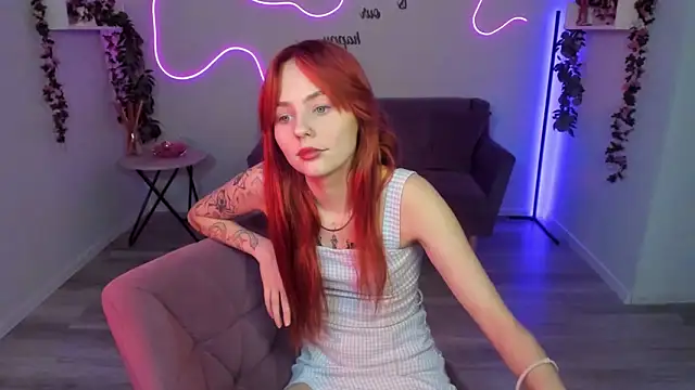 MiaSensitive online show from May 10, 1:02 pm
