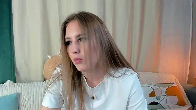 KarriDunman online show from May 2, 11:24 am