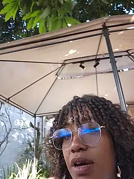 mia rouxx1 online show from August 2, 10:13 pm