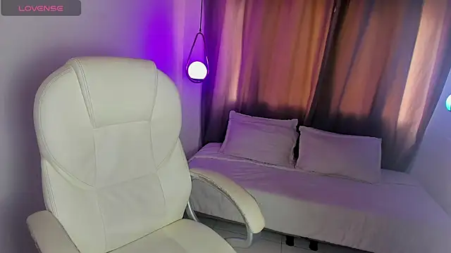 shadixa Luxxx online show from April 14, 1:55 pm