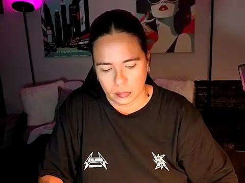 HannaJonns online show from May 25, 4:22 am