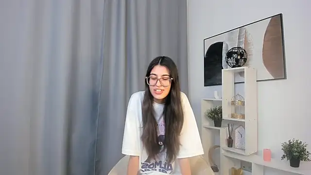 SusyRiek online show from March 23, 11:16 am