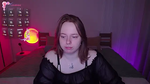 SelenaLily online show from May 7, 12:53 pm