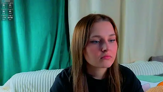 LorriMonz online show from August 7, 1:56 am
