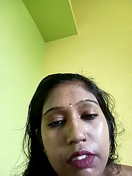 bannerjeesneha20 online show from April 22, 5:04 am