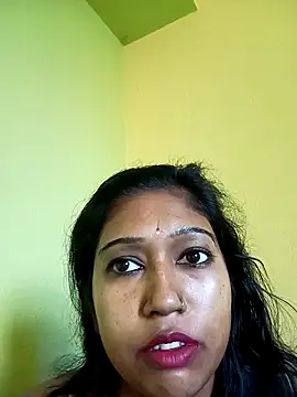 bannerjeesneha20 online show from May 7, 2:38 am