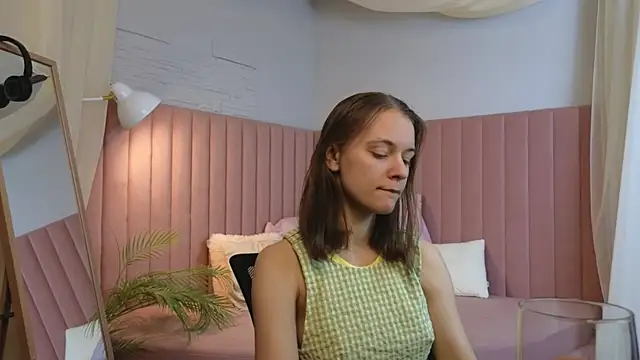 emma chaser online show from May 5, 1:41 am