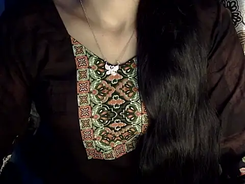 Shinny  online show from April 7, 5:37 pm