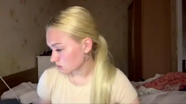 Sophia Blonde online show from May 19, 3:41 pm