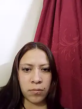 AuroraaMoonn online show from April 2, 11:46 pm