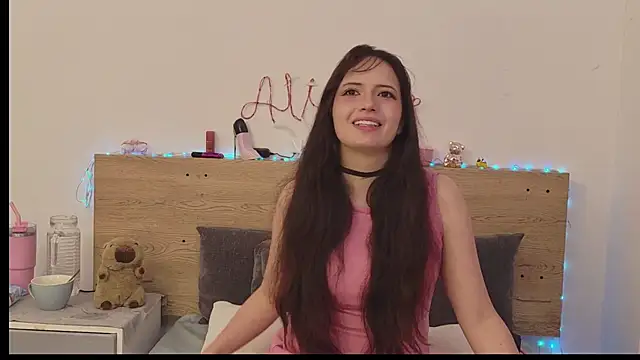 Sweet Alice S online show from May 10, 12:40 pm