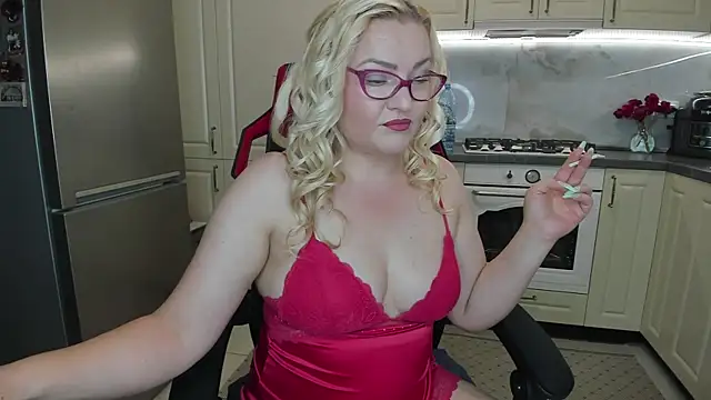 secr3tmistress online show from June 18, 6:46 pm