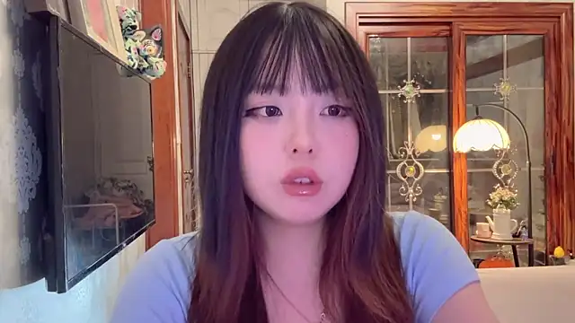 thelittlexx online show from April 24, 12:52 pm