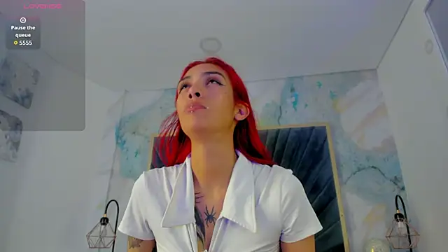 Derieri Blush online show from July 6, 7:27 pm