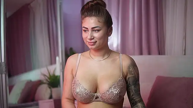 AmeliaBarbie online show from July 29, 8:53 pm