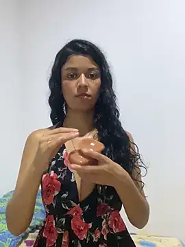 Nia Roswell online show from March 26, 1:52 am