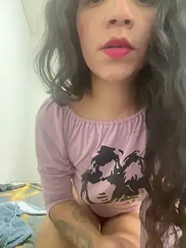 Morena  Florr online show from July 7, 3:59 pm
