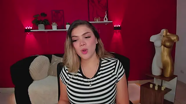 Sofia Velvetx online show from June 12, 2:36 pm