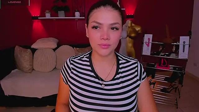 Sofia Velvetx online show from May 21, 3:43 pm