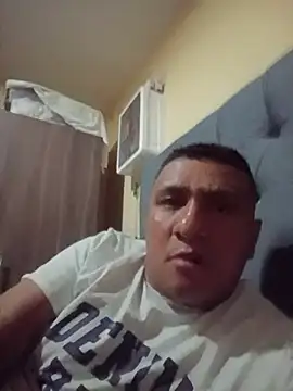 luis20212 online show from July 3, 4:51 am