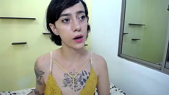 romina white18 online show from April 29, 5:54 am