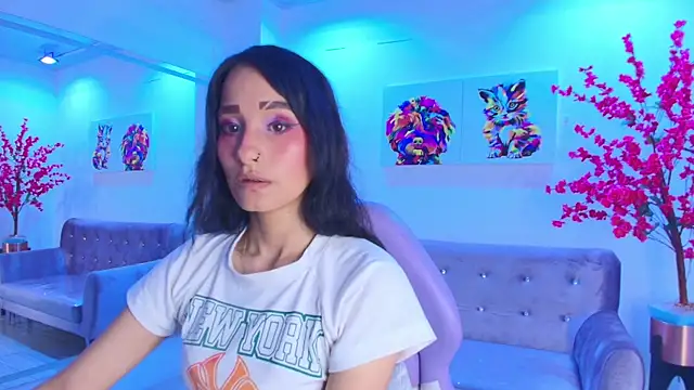 Palmer foxx online show from May 2, 7:17 pm