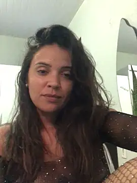 Christine luvv online show from April 7, 7:05 pm