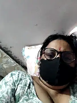 purvi46 online show from June 1, 5:31 am