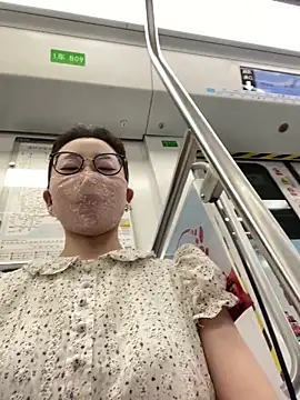 meimeibuguai online show from June 6, 12:22 pm