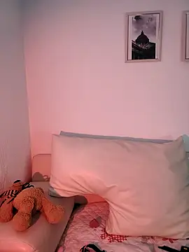 sweet alaia online show from April 10, 2:56 pm