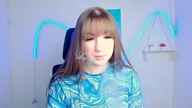 Tiffani Angel online show from April 27, 11:51 am