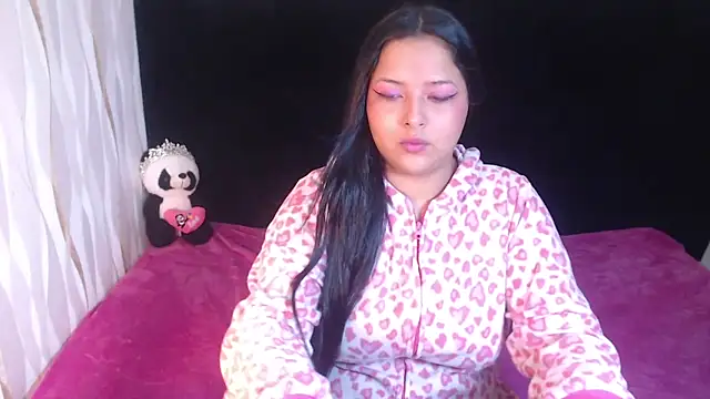 KamylaBiker online show from April 22, 7:38 am