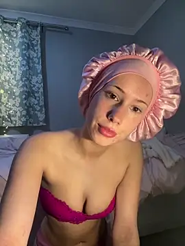 Goldenfairy online show from April 26, 8:39 pm