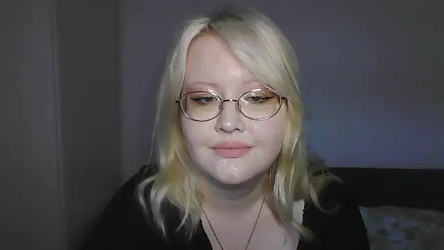 Elayne Sweet online show from April 28, 6:06 am