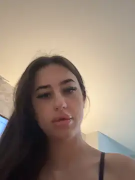 Chloewhiteex online show from May 3, 10:51 am